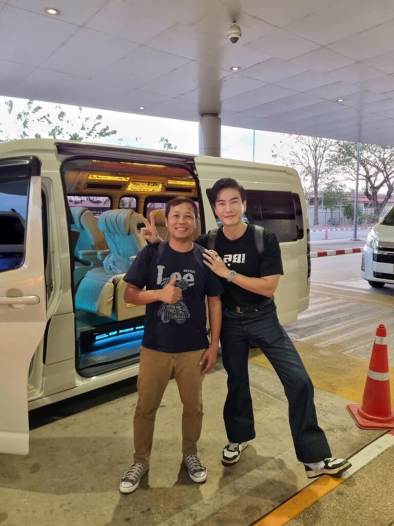 เหมารถตู้สกลนคร รถตู้เช่าสกลนคร รถตู้เช่าสกลนครพร้อมคนขับ